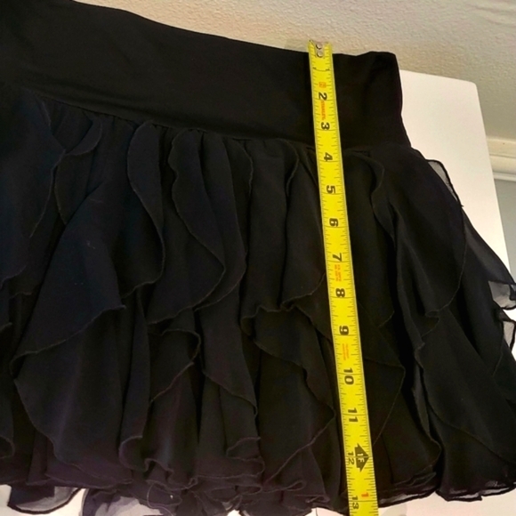 bebe | Silk Mini Skirt - Picture 3 of 5